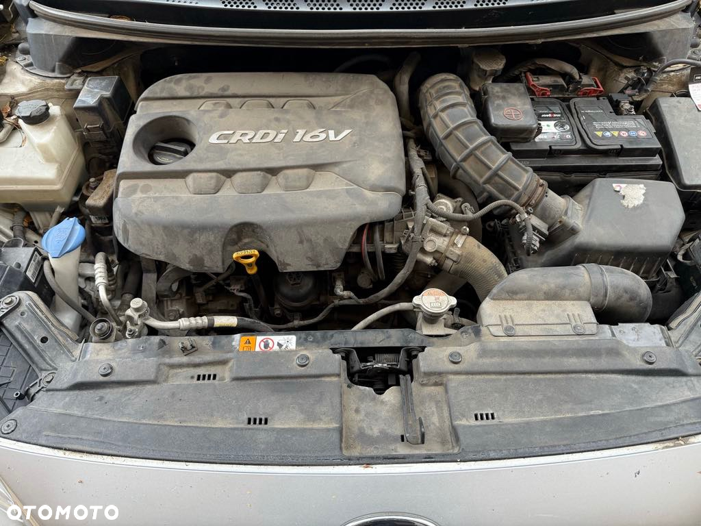 Kia Ceed - 8