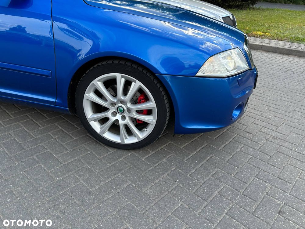 Skoda Octavia 2.0 TDI CR DPF RS - 5