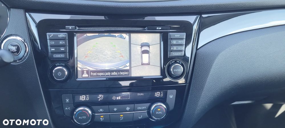 Nissan Qashqai 1.5 dCi N-Connecta EU6 - 21