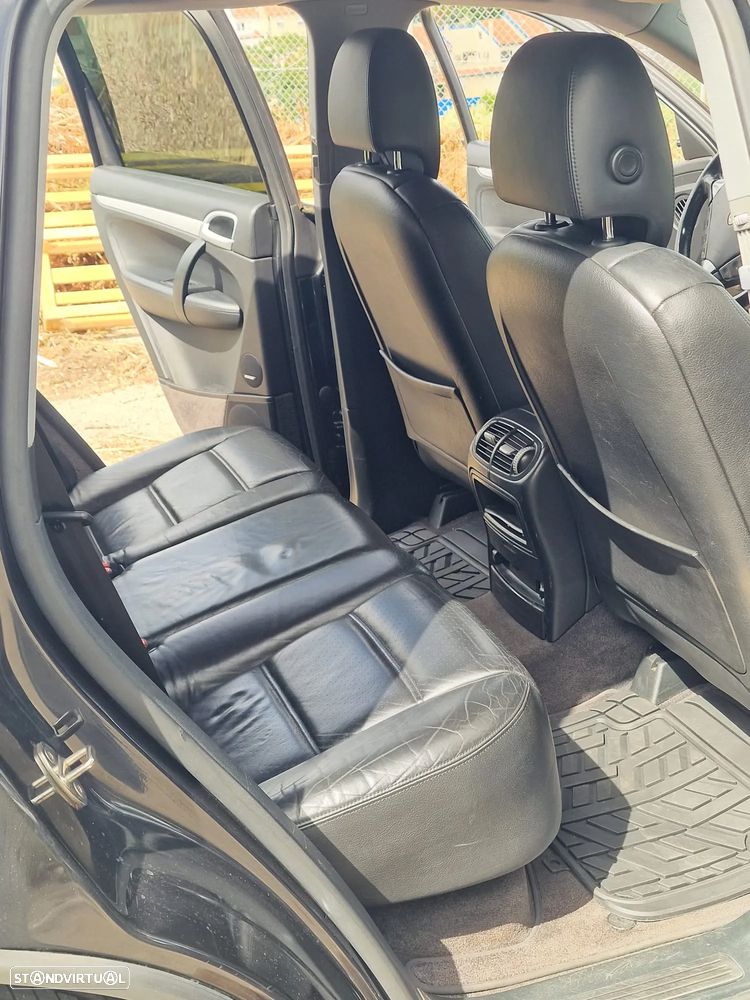 Porsche Cayenne S Tiptronic - 11
