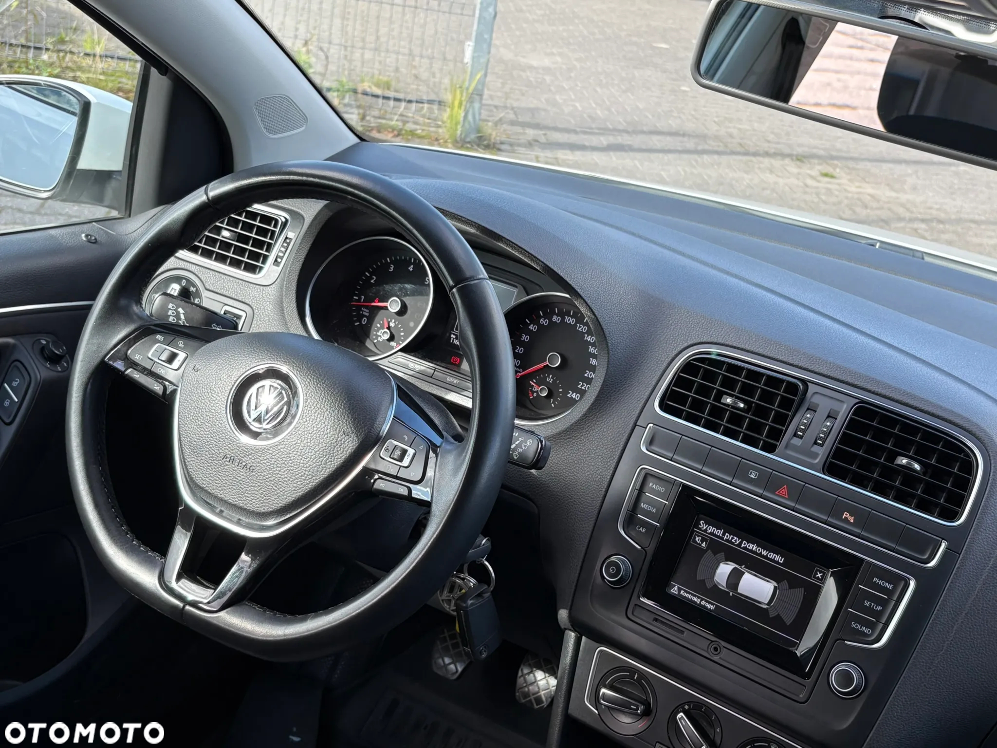 Volkswagen Polo 1.0 Comfortline - 14
