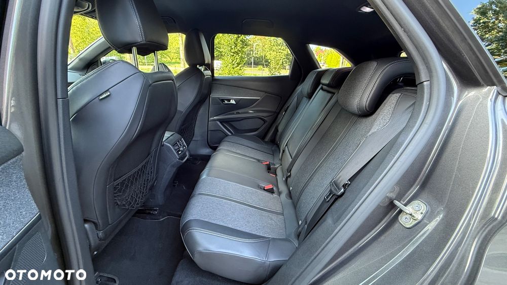 Peugeot 3008 - 18