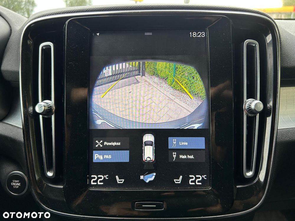 Volvo XC 40 T5 AWD Geartronic Momentum Pro - 25