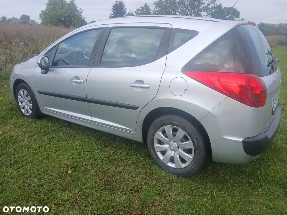 Peugeot 207 1.4 16V Presence - 12