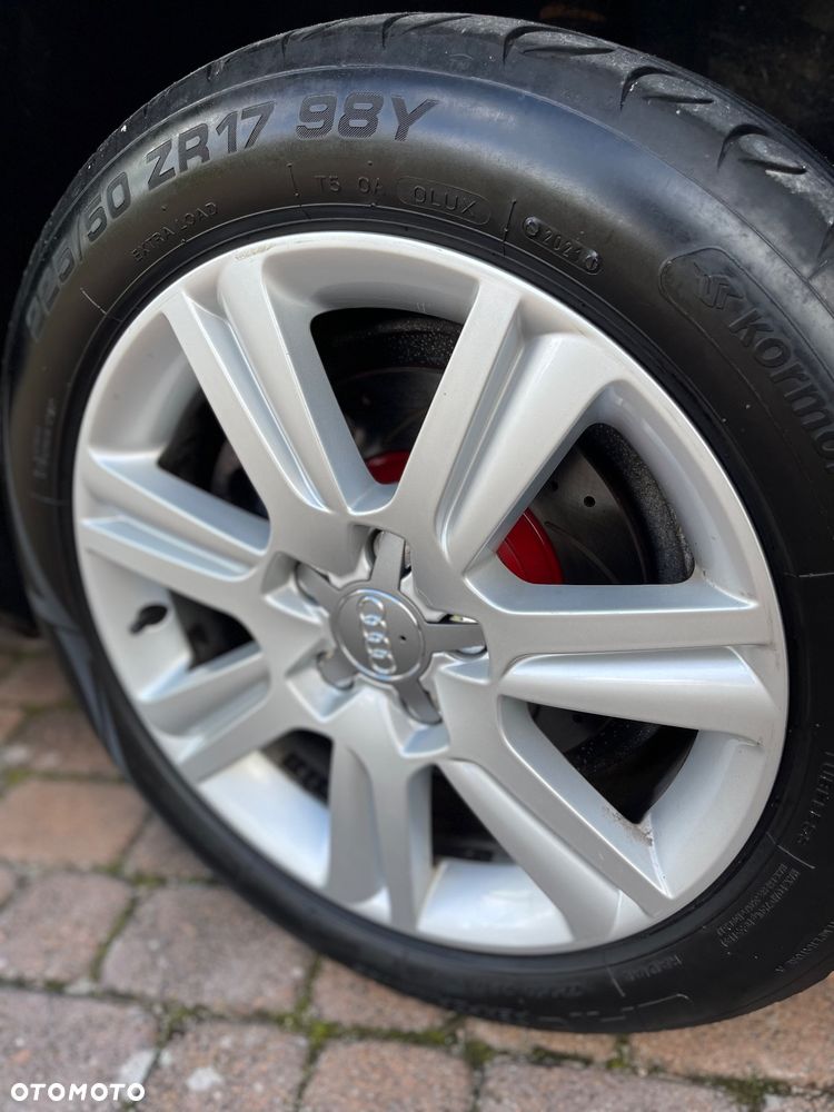 Audi A4 Avant 2.0 TDI Multitronic - 28