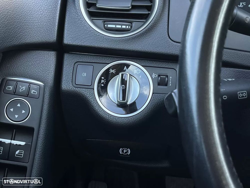 Mercedes-Benz C 180 CDi Executive BlueEfficiency - 19