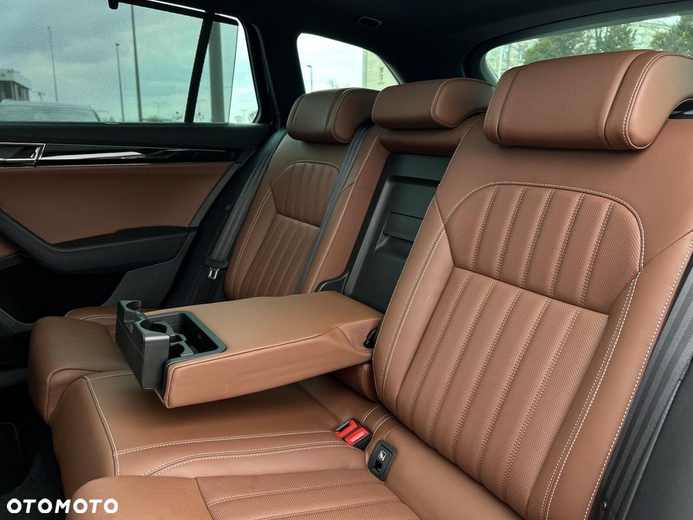 Skoda Superb 2.0 TDI SCR L&K DSG - 22