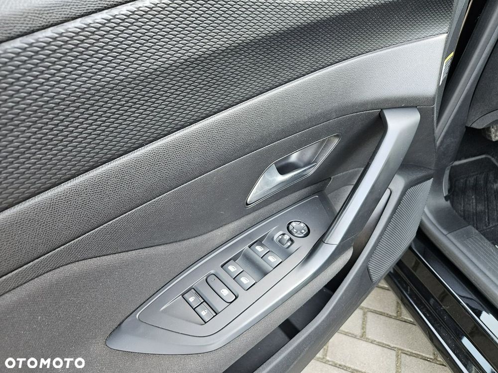 Peugeot 308 BlueHDi FAP 130 EAT8 Stop & Start Active Pack - 22