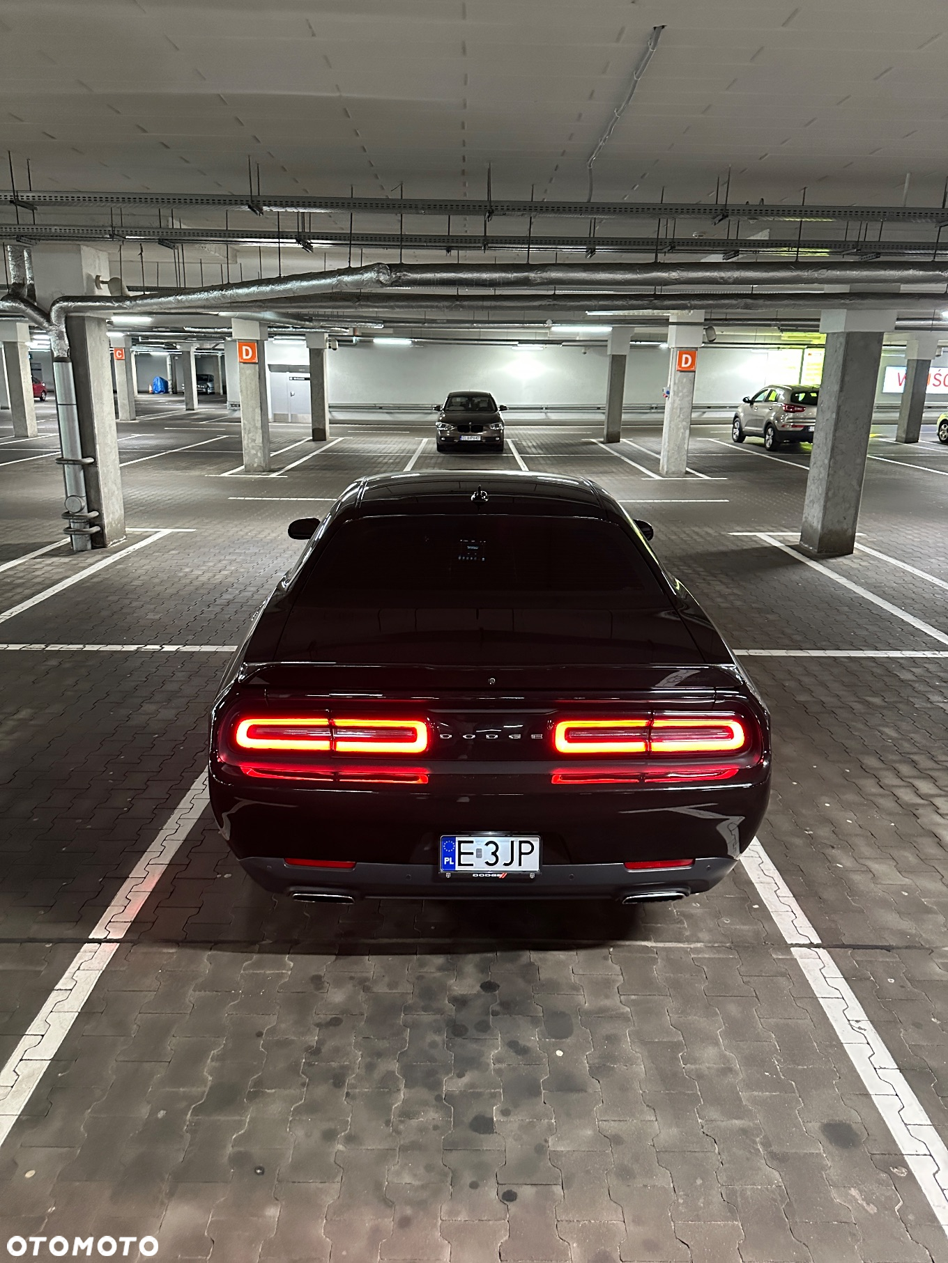 Dodge Challenger 3.6 SXT Plus - 9