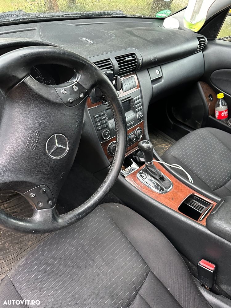 Mercedes-Benz C - 4