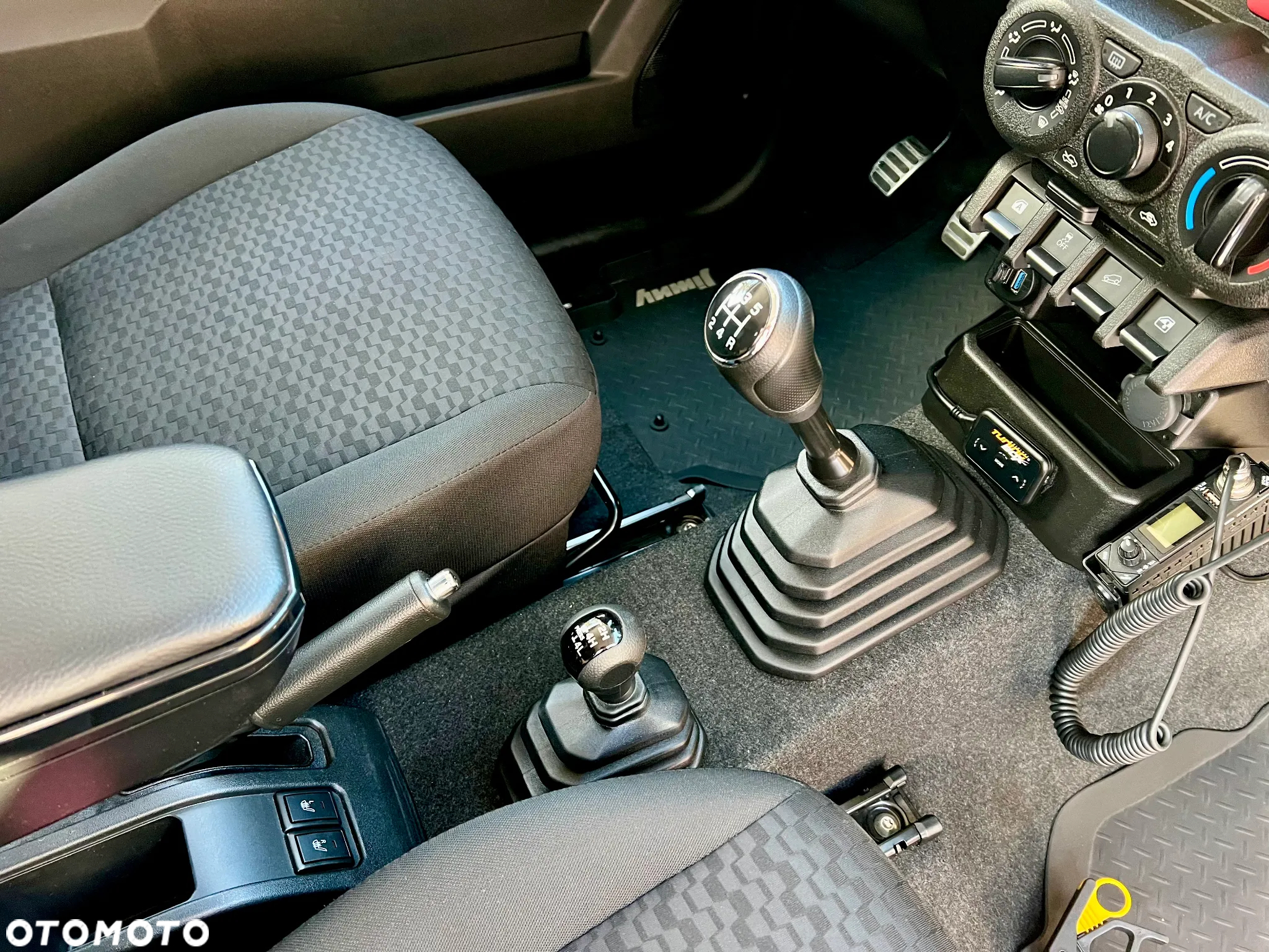 Suzuki Jimny - 12