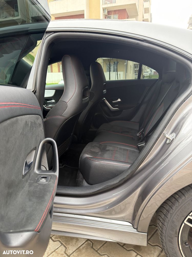 Mercedes-Benz CLA - 7