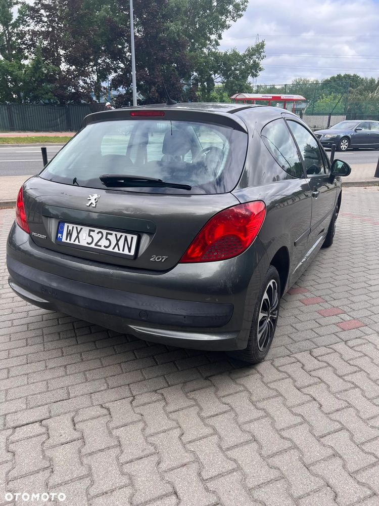 Peugeot 207 - 3