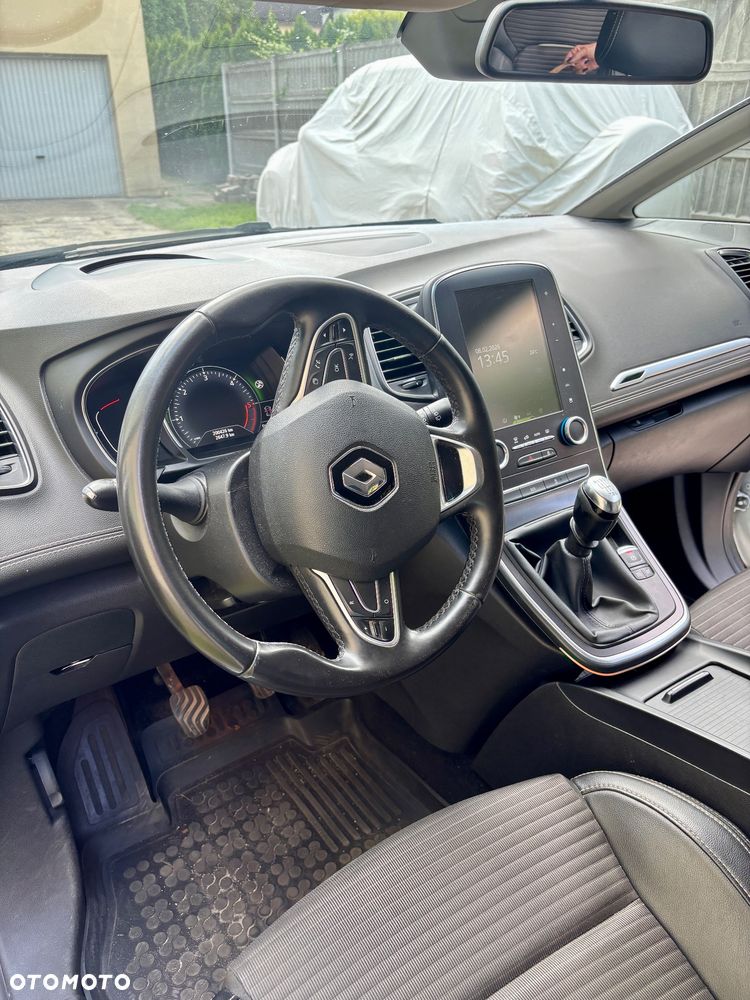 Renault Scenic 1.6 dCi Intens - 9
