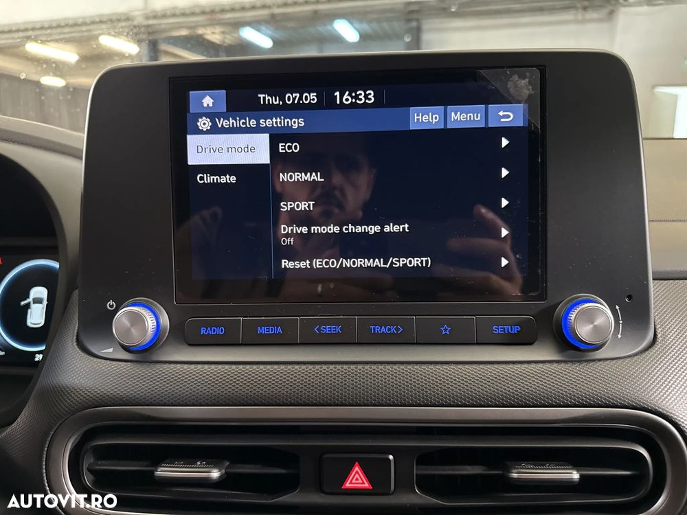 Hyundai KONA - 22