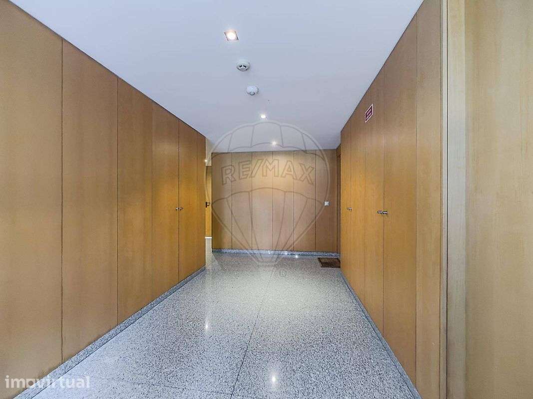 Apartamento T2 para arrendamento - Grande imagem: 3/28