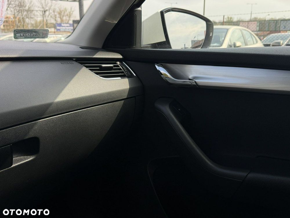 Skoda Octavia 1.6 TDI Ambition - 31