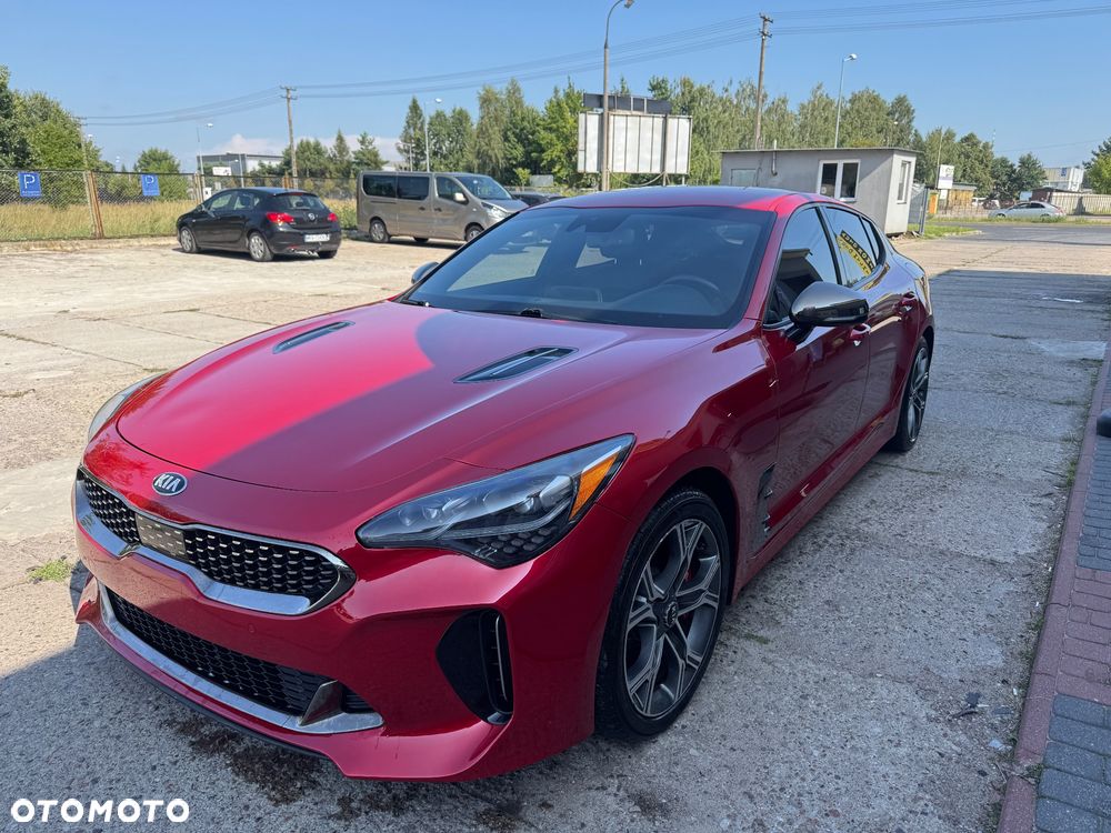 Kia Stinger - 3