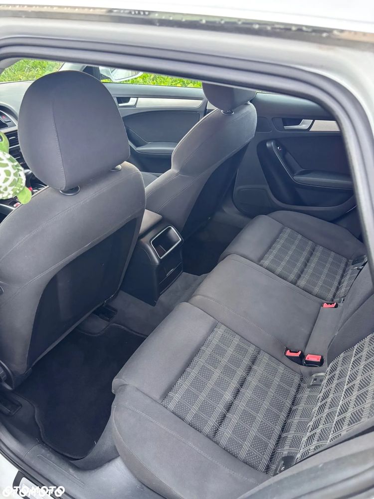 Audi A4 Avant 2.0 TDI DPF multitronic S line Sportpaket - 16