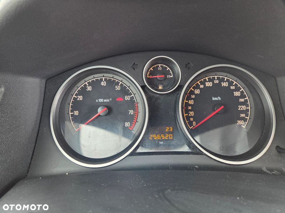 Opel Astra - 9