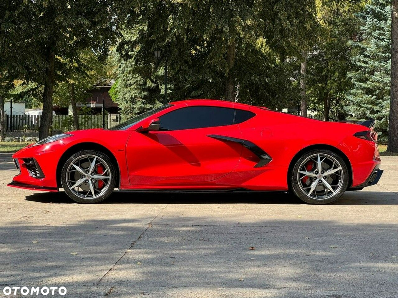 Chevrolet Corvette - 22