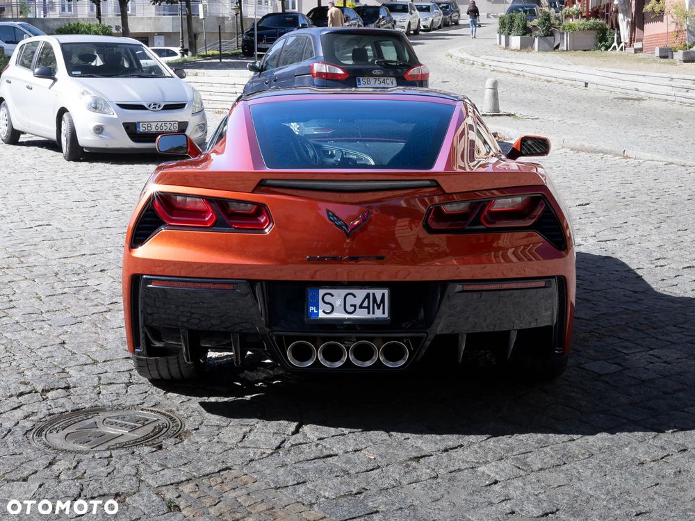 Chevrolet Corvette - 3
