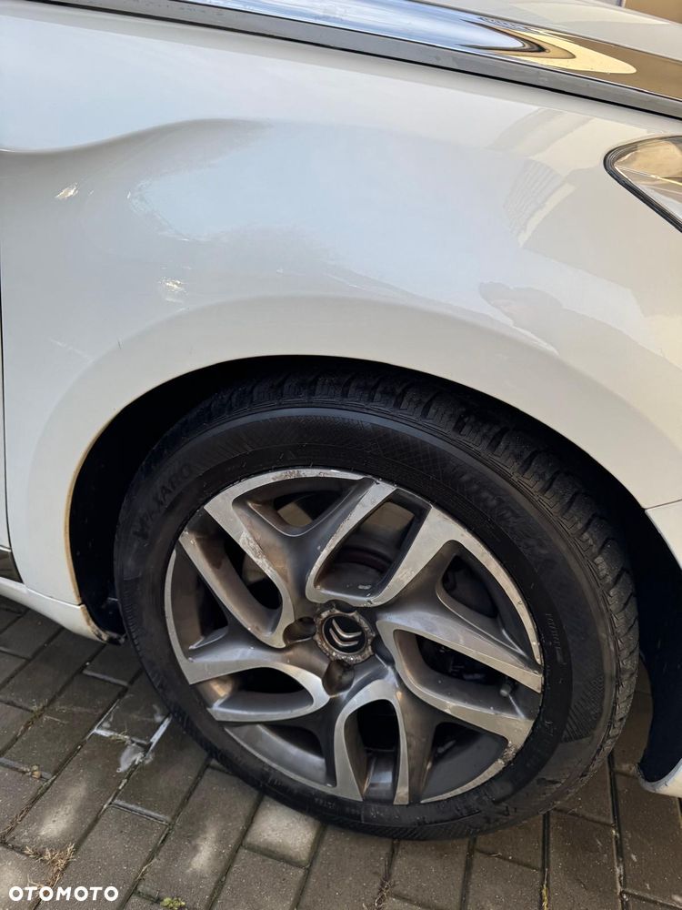 Citroën DS5 2.0 HDi SoChic - 13