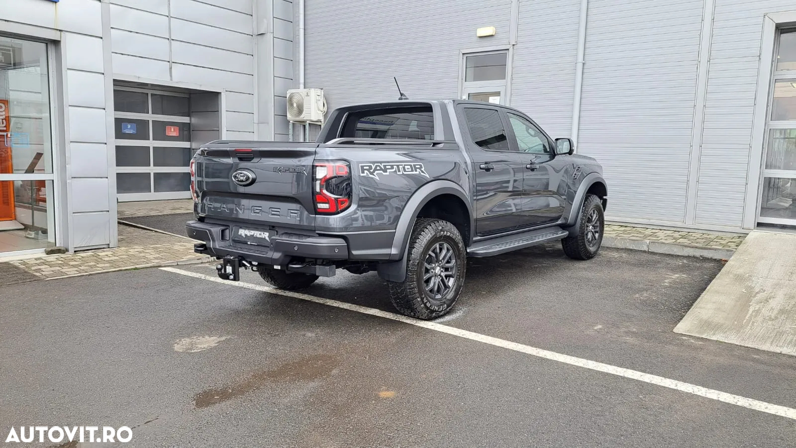 Ford Raptor - 4