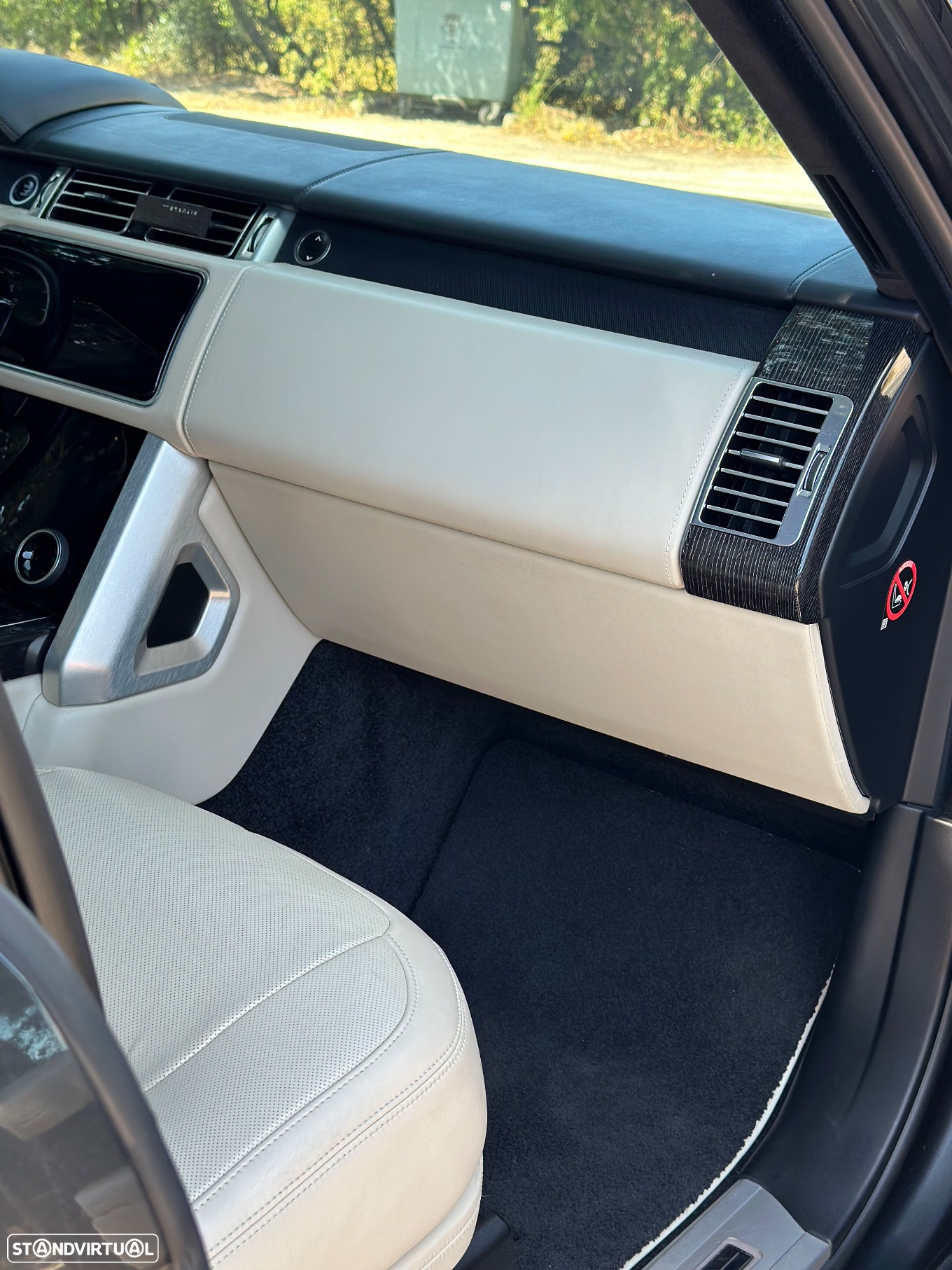 Land Rover Range Rover 2.0 Si4 PHEV LWB Autobiography - 16