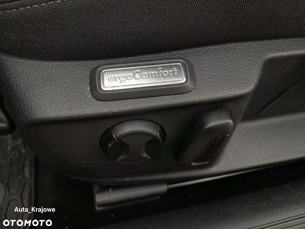 Volkswagen Passat 1.5 TSI EVO Business DSG - 27