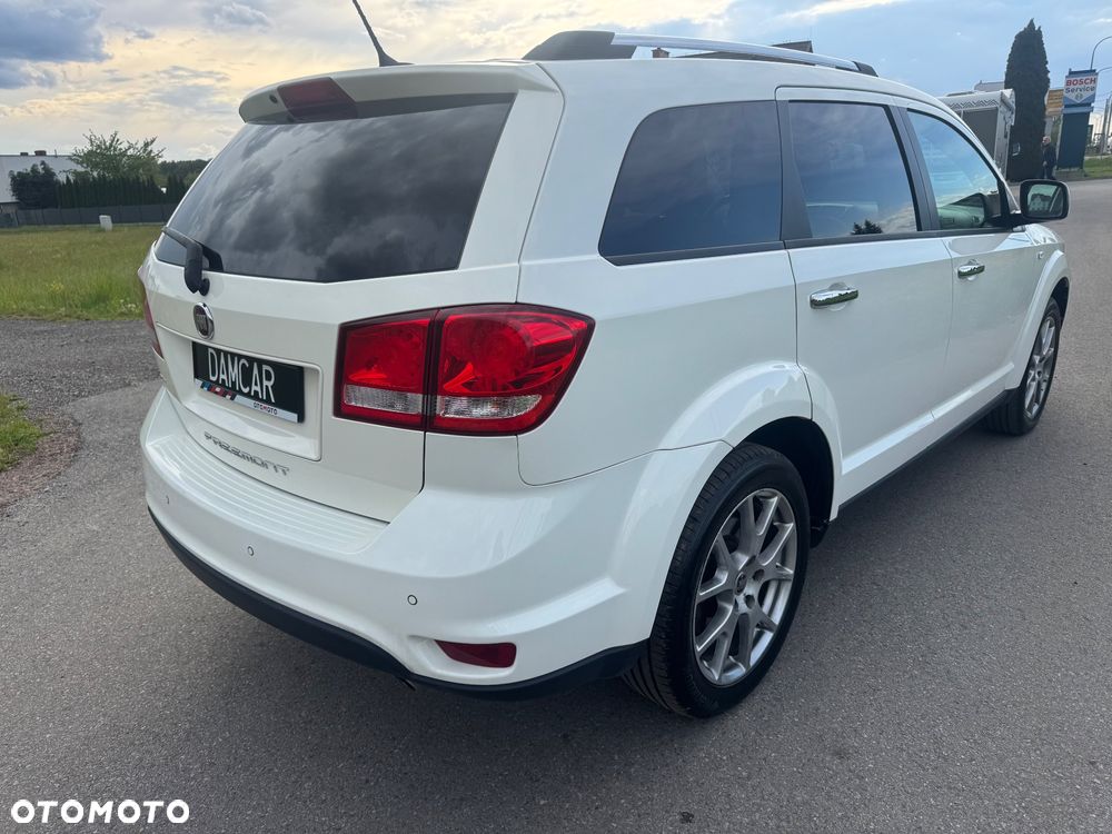 Fiat Freemont 2.0 Multijet Lounge AWD - 4