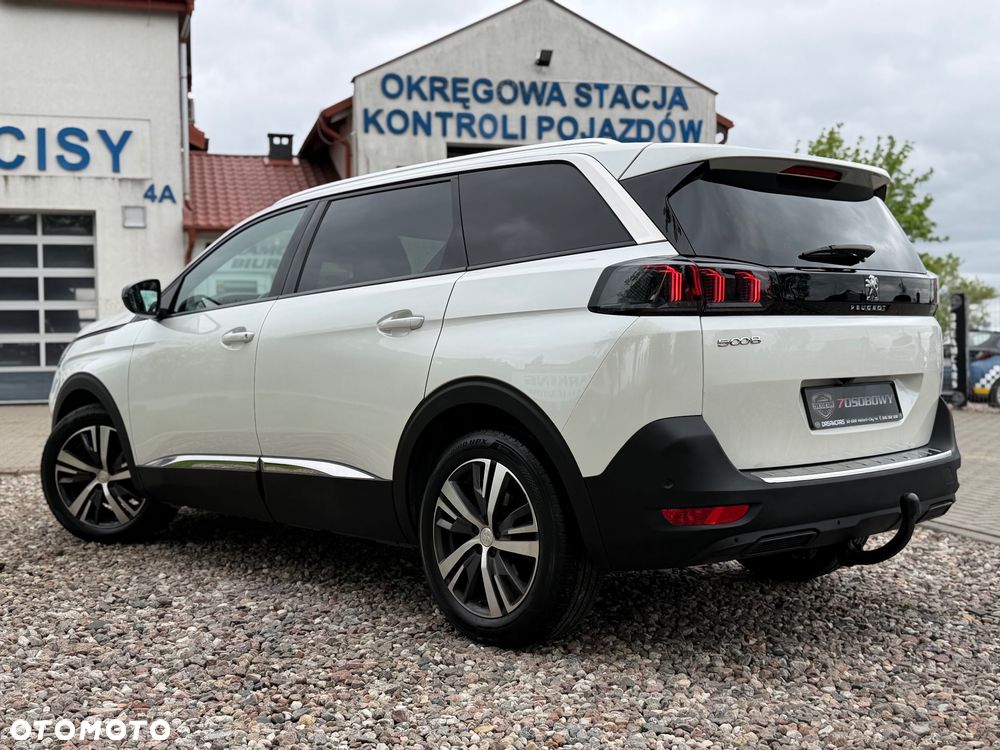 Peugeot 5008 - 10