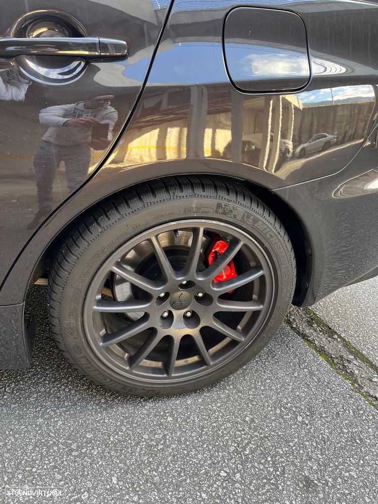 Mitsubishi Lancer - 3