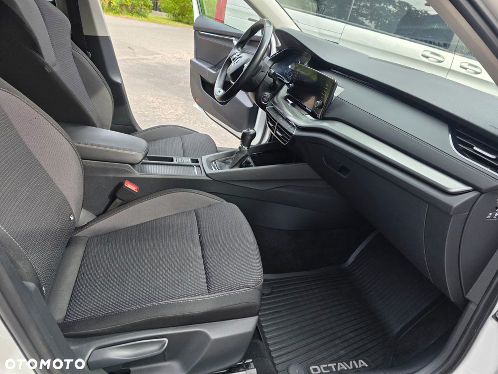 Skoda Octavia 2.0 TDI Ambition - 21