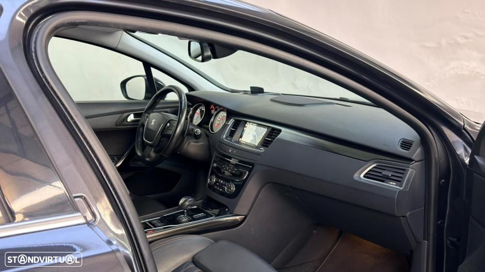 Peugeot 508 RXH 2.0 HDi Hybrid4 Limited Edition 2-Tronic - 25
