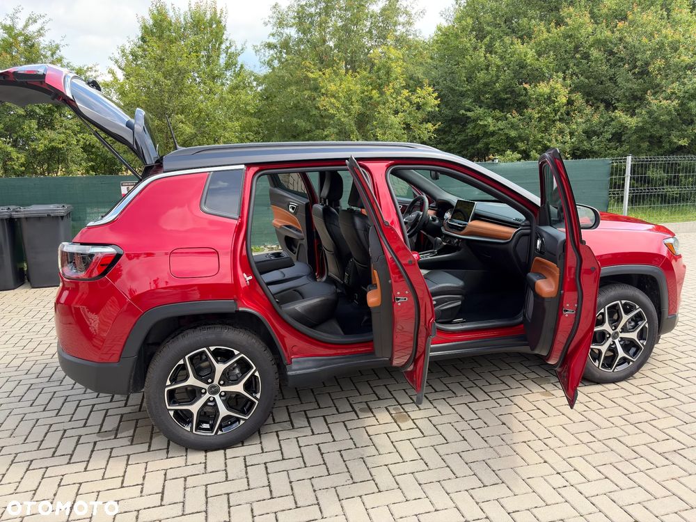 Jeep Compass - 27