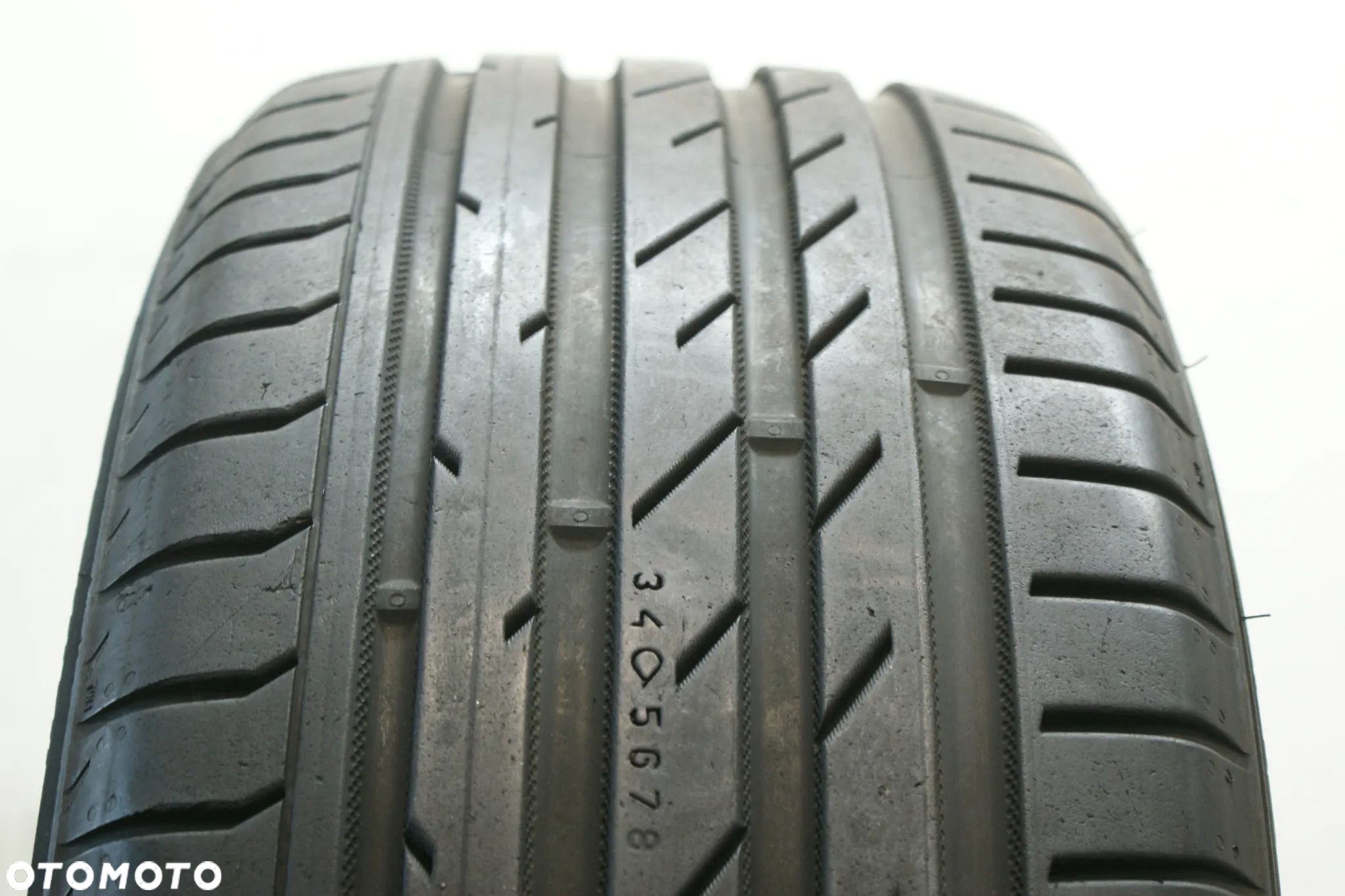 235/45R19 NOKIAN zLINE , 6,7mm A10009 - 1