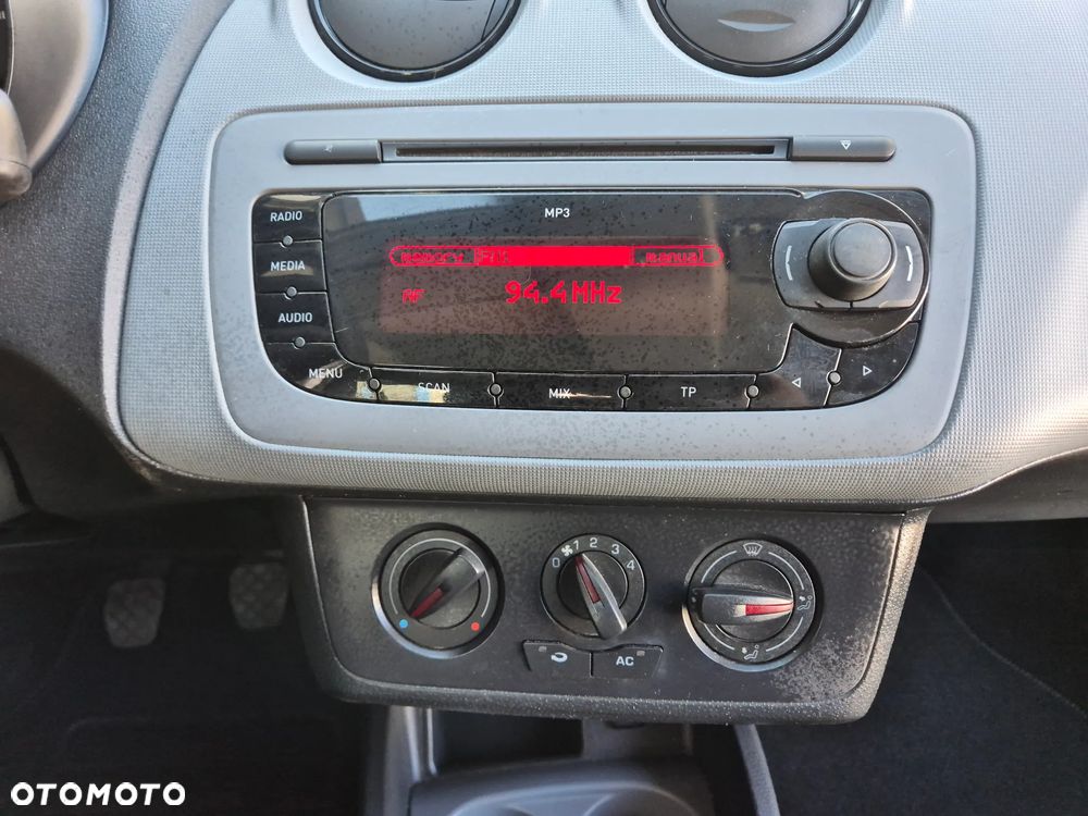 Seat Ibiza 1.4 16V Style - 13