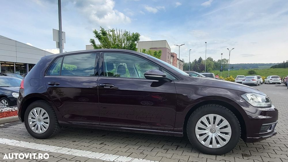 Volkswagen Golf - 4