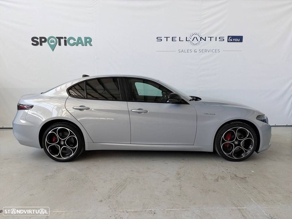 Alfa Romeo Giulia 2.0 T Veloce Q4 AT8 - 4