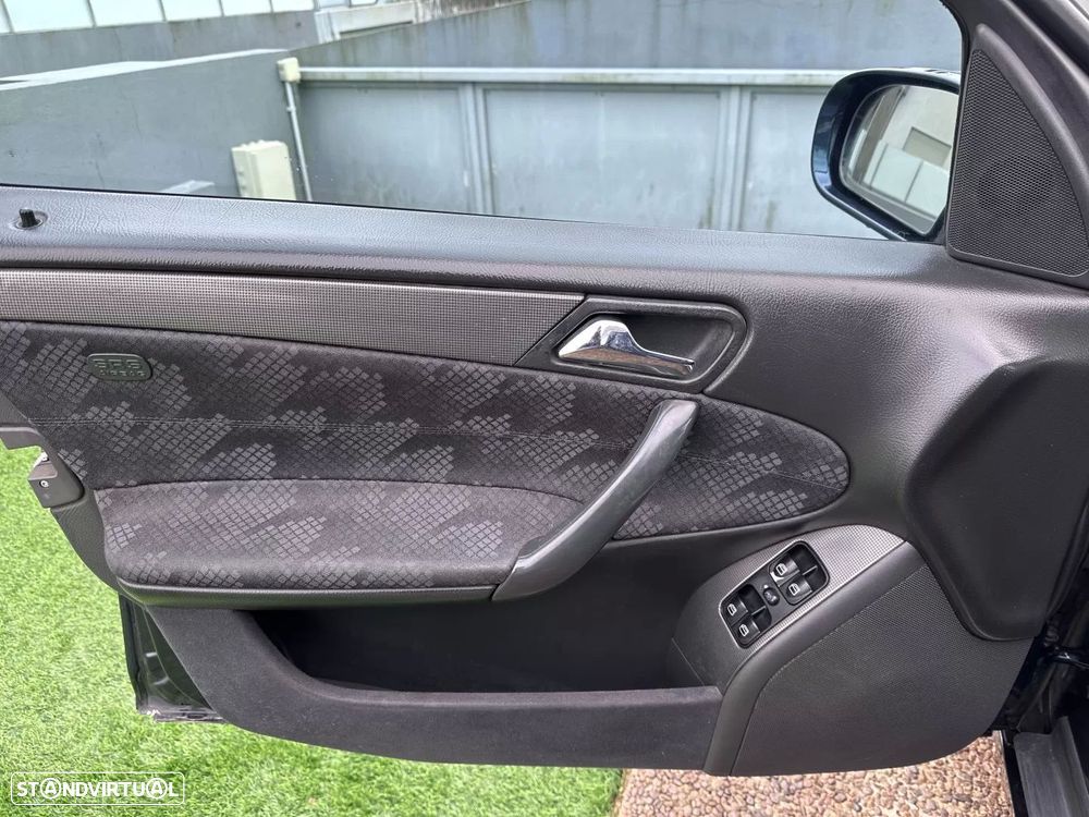 Mercedes-Benz C 220 CDi Avantgarde - 23