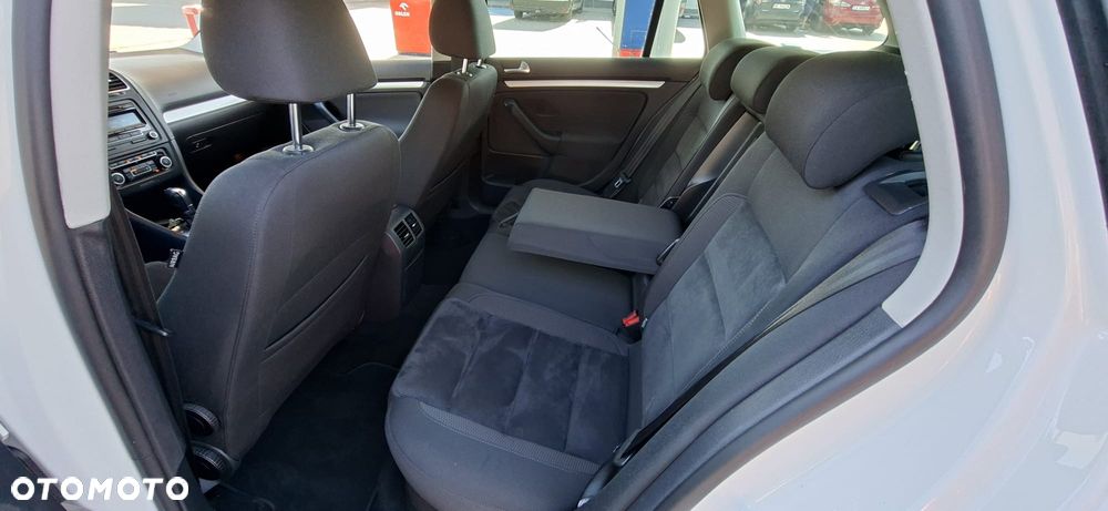Volkswagen Golf Variant 1.4 TSI DSG Exclusive - 24