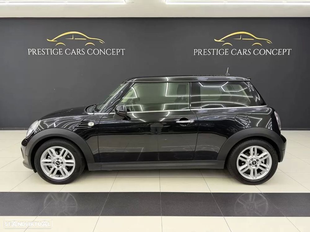 MINI 3 Portas One D - 7