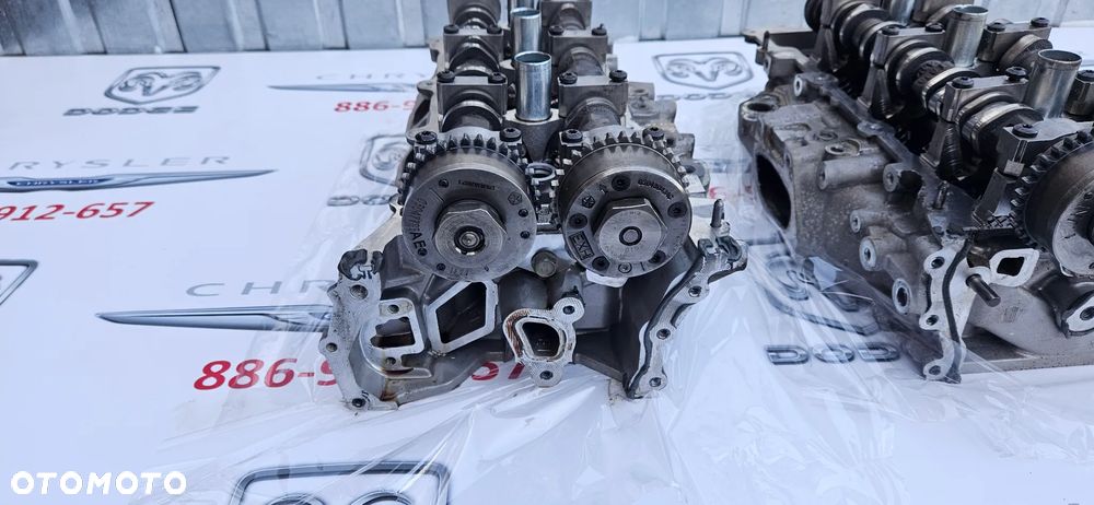 DODGE DURANGO III LIFT 2017- 3.6 V6 Kompletna głowica prawa lewa Wałki głowicy 04893810AF 04893811AF - 3