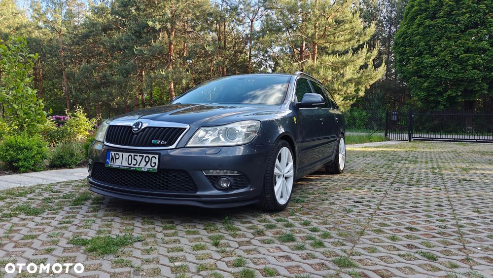 Skoda Octavia 2.0 TFSI RS DSG - 2