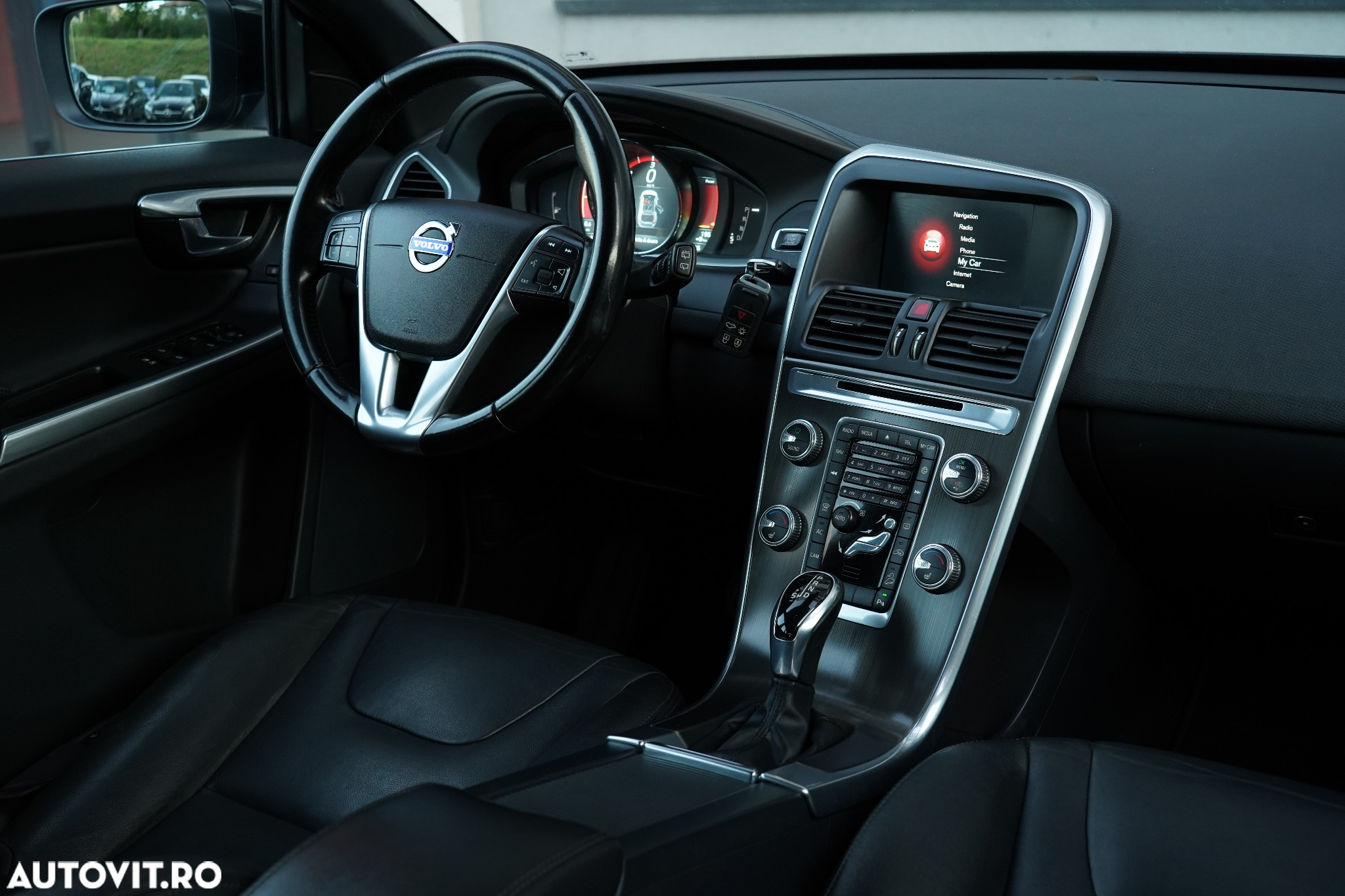 Volvo XC 60 D5 AWD Aut. Summum - 9