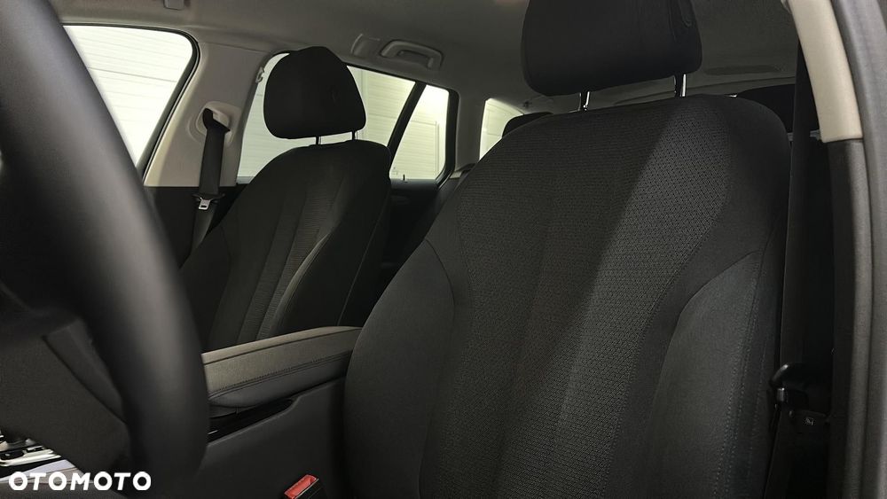 BMW Seria 5 520d xDrive MHEV - 13