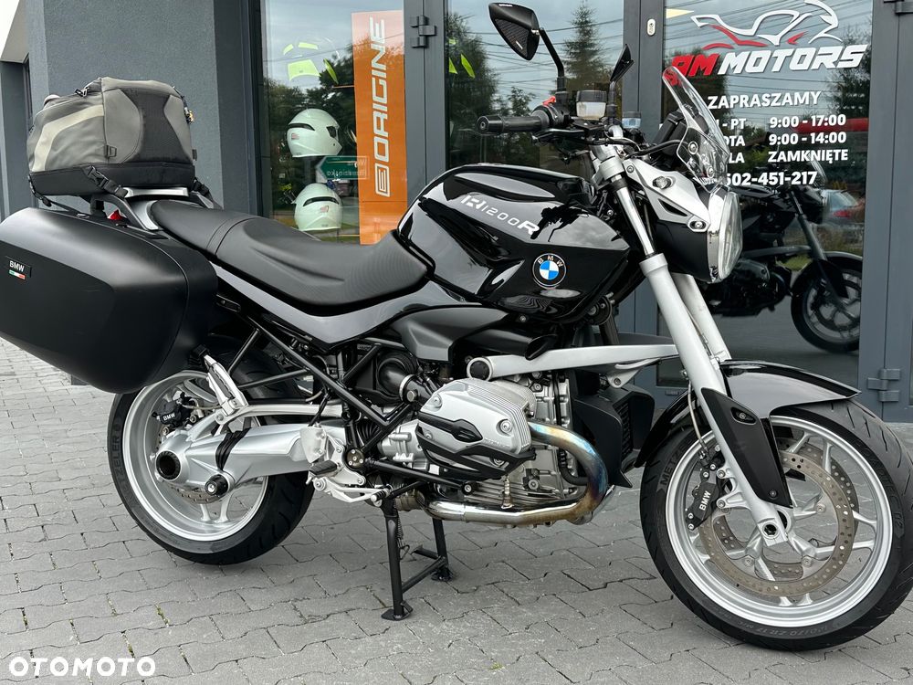 BMW R - 1
