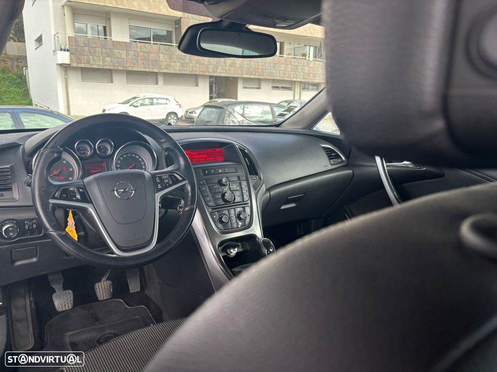 Opel Astra 1.7 CDTI Cosmo - 37
