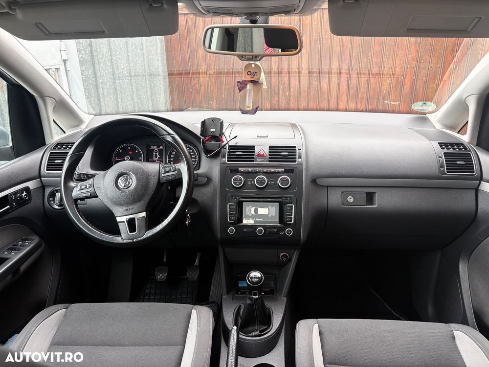 Volkswagen Touran 2.0 TDI DPF Life - 10